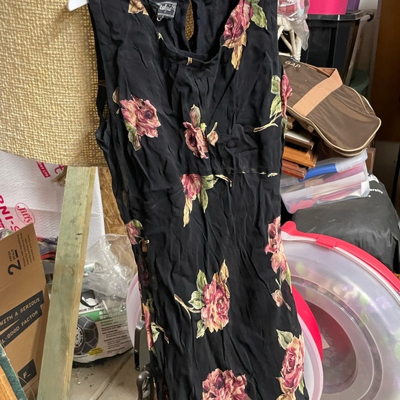 Angie Pink and Red Sheath Midi Dress for Cocktail Night Out - Picture 5 of 5